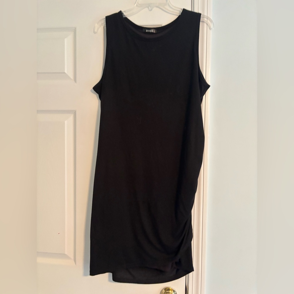 Black Sleeveless Dress with Side Rouching EUC